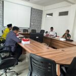 Penyerahan dokumen laporan keuangan Universitas Al-Qolam Malang dari KAP Supoyo, Sutjahjo, Subyantara dan Rekan